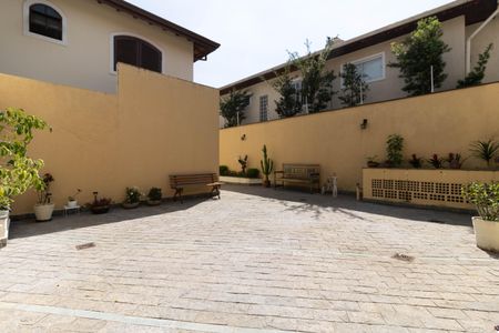 Casa de condomínio à venda com 102m², 3 quartos e 2 vagas Casa de condomínio à venda com 102m², 3 quartos e 2 vagasÁrea Comum