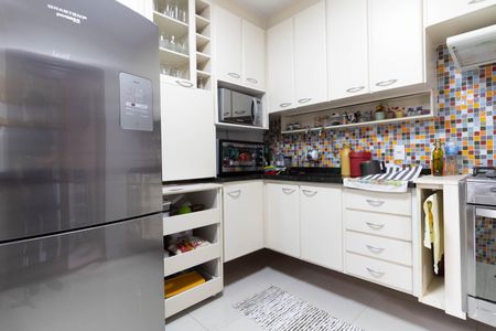 Casa de condomínio à venda com 102m², 3 quartos e 2 vagas Casa de condomínio à venda com 102m², 3 quartos e 2 vagasCozinha