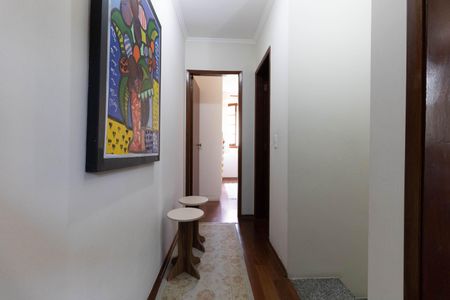 Casa de condomínio à venda com 102m², 3 quartos e 2 vagas Casa de condomínio à venda com 102m², 3 quartos e 2 vagasCorredor