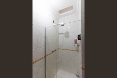 Casa de condomínio à venda com 102m², 3 quartos e 2 vagas Casa de condomínio à venda com 102m², 3 quartos e 2 vagasBanheiro da Suíte