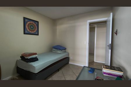 Apartamento à venda com 111m², 3 quartos e 2 vagas Apartamento à venda com 111m², 3 quartos e 2 vagasQuarto 2