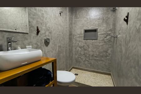 Apartamento à venda com 111m², 3 quartos e 2 vagas Apartamento à venda com 111m², 3 quartos e 2 vagasBanheiro Social