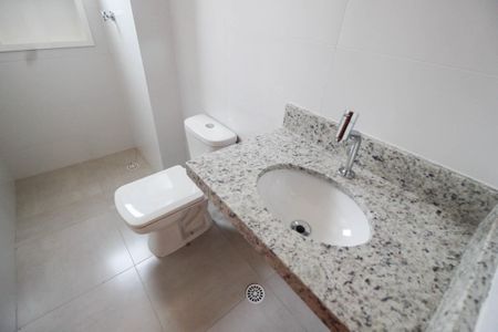 Apartamento à venda com 41m², 2 quartos e sem vagaBanheiro