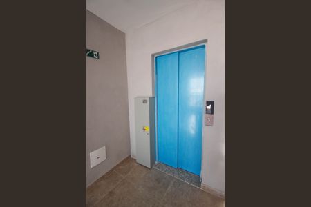 Apartamento à venda com 41m², 2 quartos e sem vagaElevador
