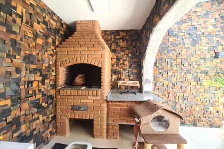 Casa à venda com 134m², 3 quartos e 2 vagas Casa à venda com 134m², 3 quartos e 2 vagasChurrasqueira