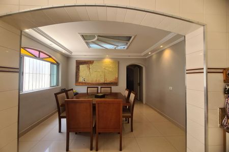 Casa à venda com 134m², 3 quartos e 2 vagas Casa à venda com 134m², 3 quartos e 2 vagasSala de Jantar