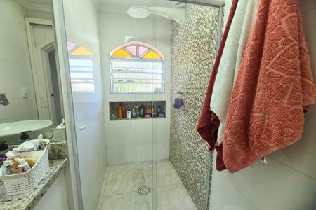 Casa à venda com 134m², 3 quartos e 2 vagas Casa à venda com 134m², 3 quartos e 2 vagasBanheiro da Suíte