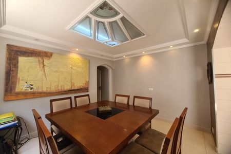 Casa à venda com 134m², 3 quartos e 2 vagas Casa à venda com 134m², 3 quartos e 2 vagasSala de Jantar