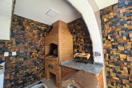 Casa à venda com 134m², 3 quartos e 2 vagas Casa à venda com 134m², 3 quartos e 2 vagasChurrasqueira