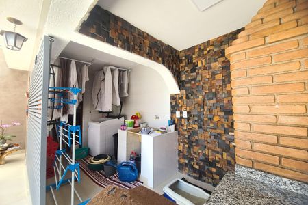 Casa à venda com 134m², 3 quartos e 2 vagas Casa à venda com 134m², 3 quartos e 2 vagasÁrea de Serviço