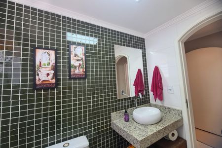 Casa à venda com 134m², 3 quartos e 2 vagas Casa à venda com 134m², 3 quartos e 2 vagasBanheiro 2