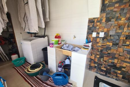 Casa à venda com 134m², 3 quartos e 2 vagas Casa à venda com 134m², 3 quartos e 2 vagasÁrea de Serviço