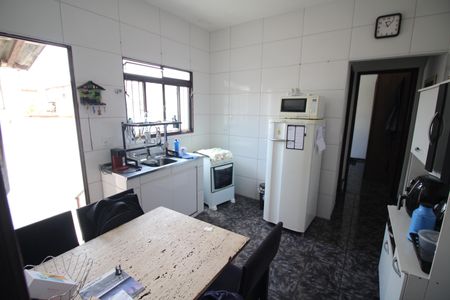 Sala/Cozinha de apartamento para alugar com 2 quartos, 45m² em Pilar, Belo Horizonte