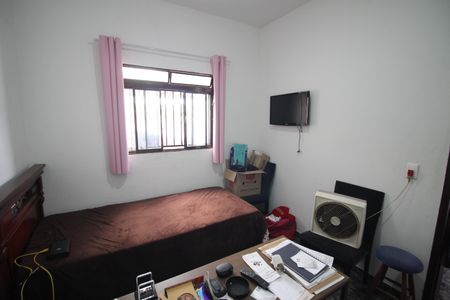 Quarto 2 de apartamento para alugar com 2 quartos, 45m² em Pilar, Belo Horizonte
