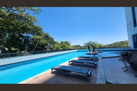 Apartamento para alugar com 100m², 3 quartos e 2 vagasÁrea comum - Piscina