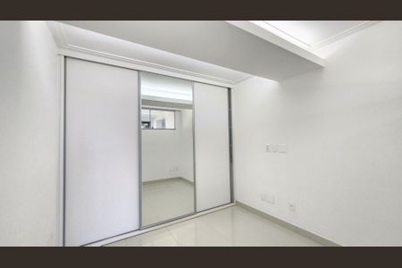 Apartamento para alugar com 100m², 3 quartos e 2 vagasQuarto 