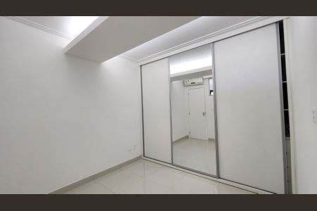 Apartamento para alugar com 100m², 3 quartos e 2 vagasQuarto 