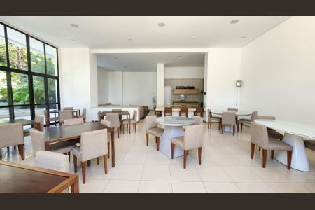 Apartamento para alugar com 100m², 3 quartos e 2 vagasÁrea comum - Salão de festas