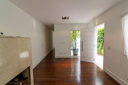 Casa de condomínio para alugar com 152m², 3 quartos e 2 vagasSala de Estar