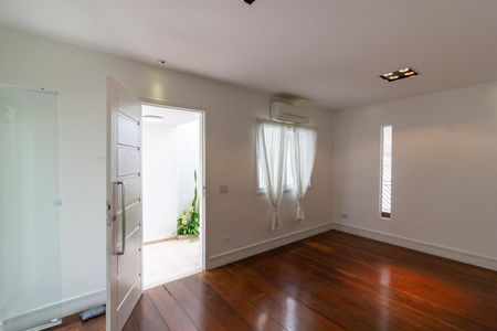 Casa de condomínio para alugar com 152m², 3 quartos e 2 vagasSala de Estar