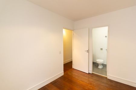 Casa de condomínio para alugar com 152m², 3 quartos e 2 vagasSuíte 2