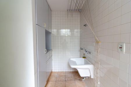 Casa de condomínio para alugar com 152m², 3 quartos e 2 vagasÁrea de Serviço