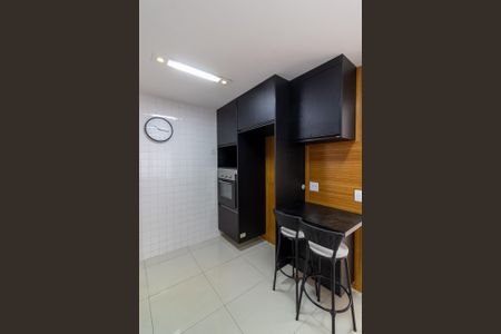 Casa de condomínio para alugar com 152m², 3 quartos e 2 vagasCozinha