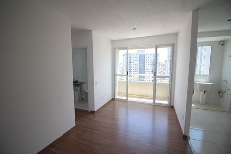 Sala de apartamento para alugar com 2 quartos, 54m² em Novo Riacho, Contagem