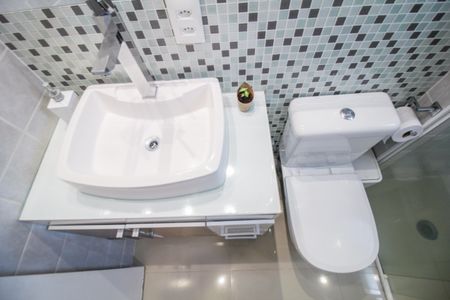 Apartamento à venda com 63m², 2 quartos e 2 vagas Apartamento à venda com 63m², 2 quartos e 2 vagasBanheiro Suíte