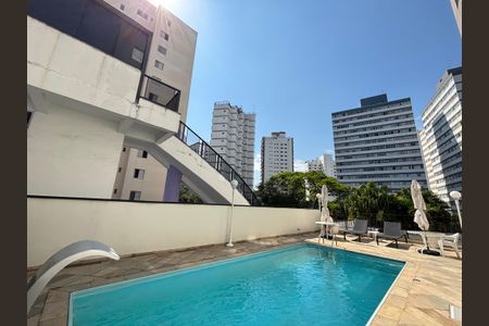 Apartamento à venda com 63m², 2 quartos e 2 vagas Apartamento à venda com 63m², 2 quartos e 2 vagasÁrea comum - Piscina