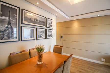 Apartamento à venda com 63m², 2 quartos e 2 vagas Apartamento à venda com 63m², 2 quartos e 2 vagasSala