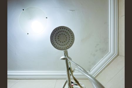 Casa à venda com 90m², 2 quartos e sem vaga Casa à venda com 90m², 2 quartos e sem vagaBanheiro de serviço