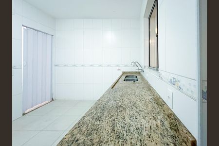 Casa à venda com 90m², 2 quartos e sem vaga Casa à venda com 90m², 2 quartos e sem vagaCozinha