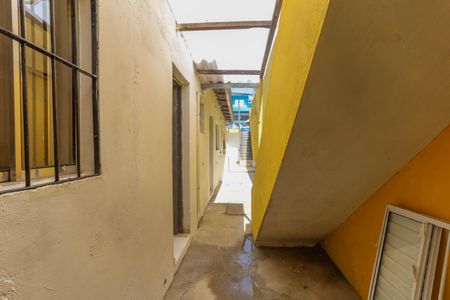 Casa para alugar com 26m², 1 quarto e sem vaga Casa para alugar com 26m², 1 quarto e sem vagaCorredor