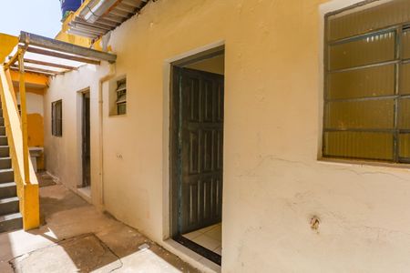 Casa para alugar com 20m², 1 quarto e sem vaga Casa para alugar com 20m², 1 quarto e sem vagaEntrada