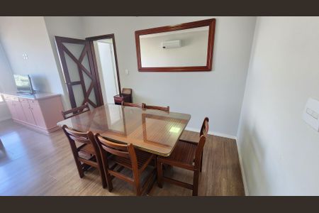 Apartamento para alugar com 116m², 2 quartos e 1 vaga Apartamento para alugar com 116m², 2 quartos e 1 vagaSala de Jantar