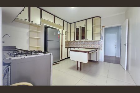 Apartamento para alugar com 116m², 2 quartos e 1 vaga Apartamento para alugar com 116m², 2 quartos e 1 vagaCozinha