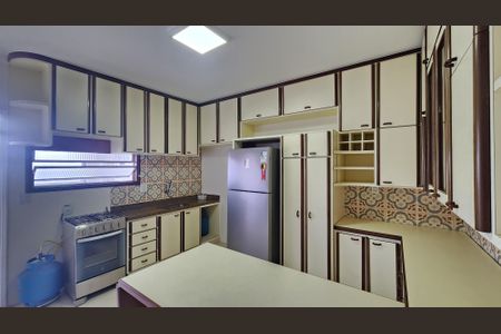 Apartamento para alugar com 116m², 2 quartos e 1 vaga Apartamento para alugar com 116m², 2 quartos e 1 vagaCozinha