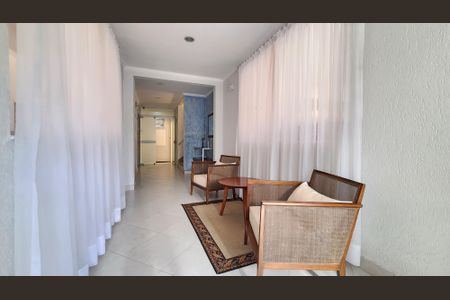 Apartamento para alugar com 116m², 2 quartos e 1 vaga Apartamento para alugar com 116m², 2 quartos e 1 vagaHall de entrada