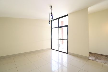 Sala de casa para alugar com 4 quartos, 350m² em Fundinho, Uberlândia