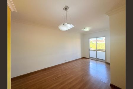 Sala de apartamento para alugar com 3 quartos, 67m² em Vila Virgínia, Jundiaí