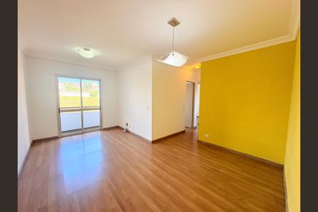 Sala de apartamento para alugar com 3 quartos, 67m² em Vila Virgínia, Jundiaí
