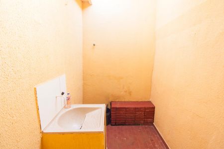 Casa para alugar com 80m², 2 quartos e 1 vagaÁrea de Serviço