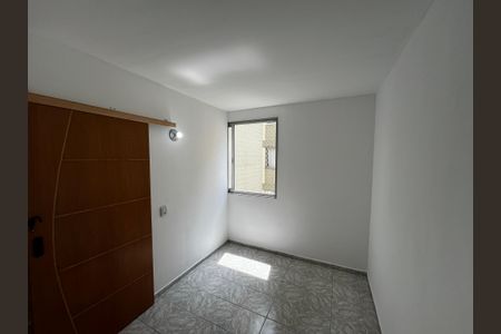 Quarto 1 de apartamento para alugar com 2 quartos, 42m² em Vila Celeste, São Paulo