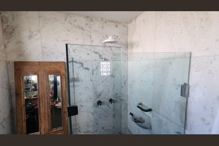 Apartamento para alugar com 310m², 4 quartos e 2 vagas Apartamento para alugar com 310m², 4 quartos e 2 vagasBanheiro da Suíte 2