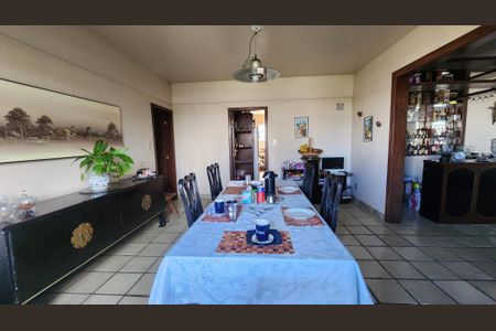 Apartamento para alugar com 310m², 4 quartos e 2 vagas Apartamento para alugar com 310m², 4 quartos e 2 vagasSala 3