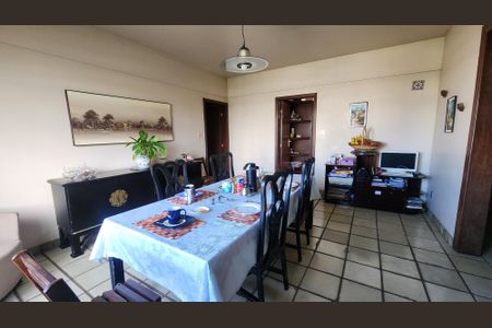 Apartamento para alugar com 310m², 4 quartos e 2 vagas Apartamento para alugar com 310m², 4 quartos e 2 vagasSala 3