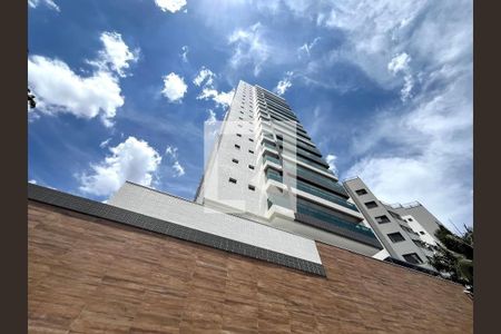 Apartamento à venda com 37m², 1 quarto e sem vaga Apartamento à venda com 37m², 1 quarto e sem vagaFachada