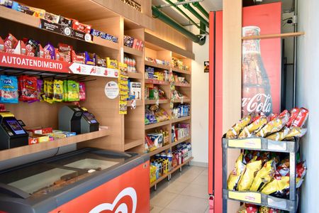 Apartamento à venda com 37m², 1 quarto e sem vaga Apartamento à venda com 37m², 1 quarto e sem vagaMercadinho