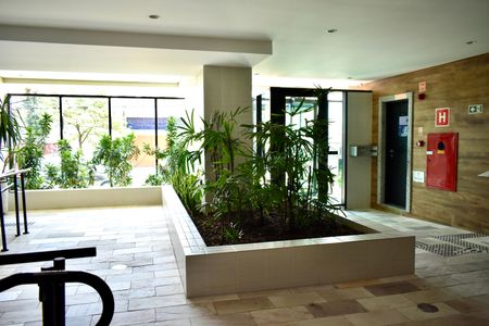 Apartamento à venda com 37m², 1 quarto e sem vaga Apartamento à venda com 37m², 1 quarto e sem vagaEntrada